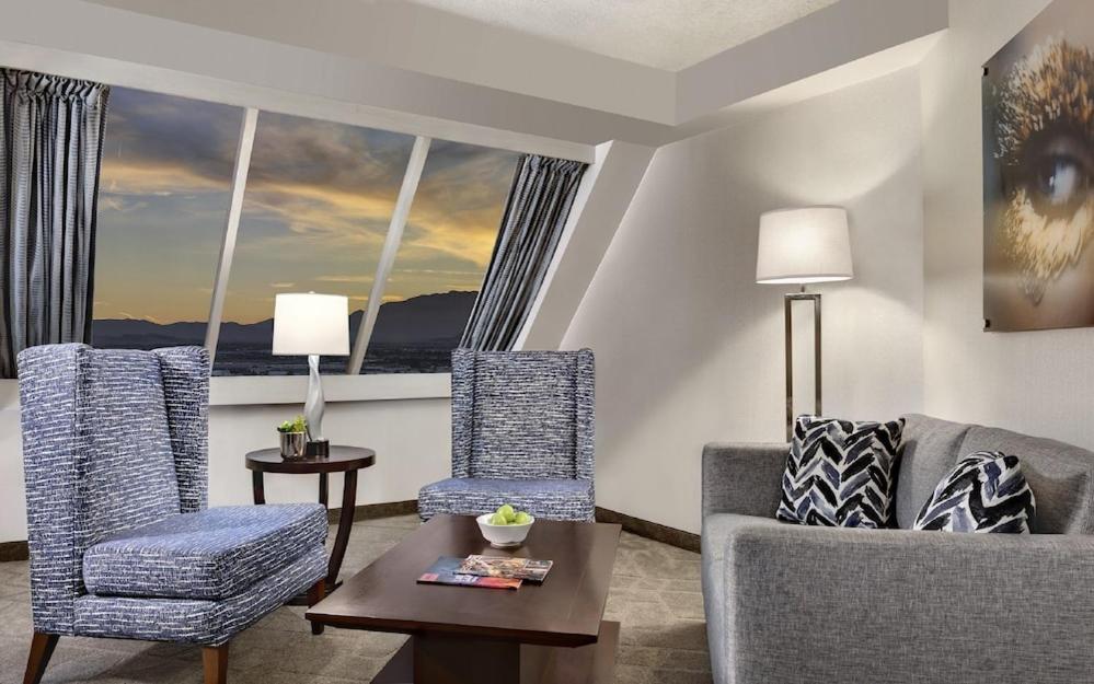 Luxor Hotel & Casino By Suiteness Las Vegas Luaran gambar